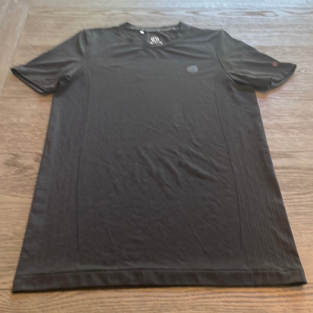 Under Armour Men's UA Rush Celliant Black Training Compression Shirt.